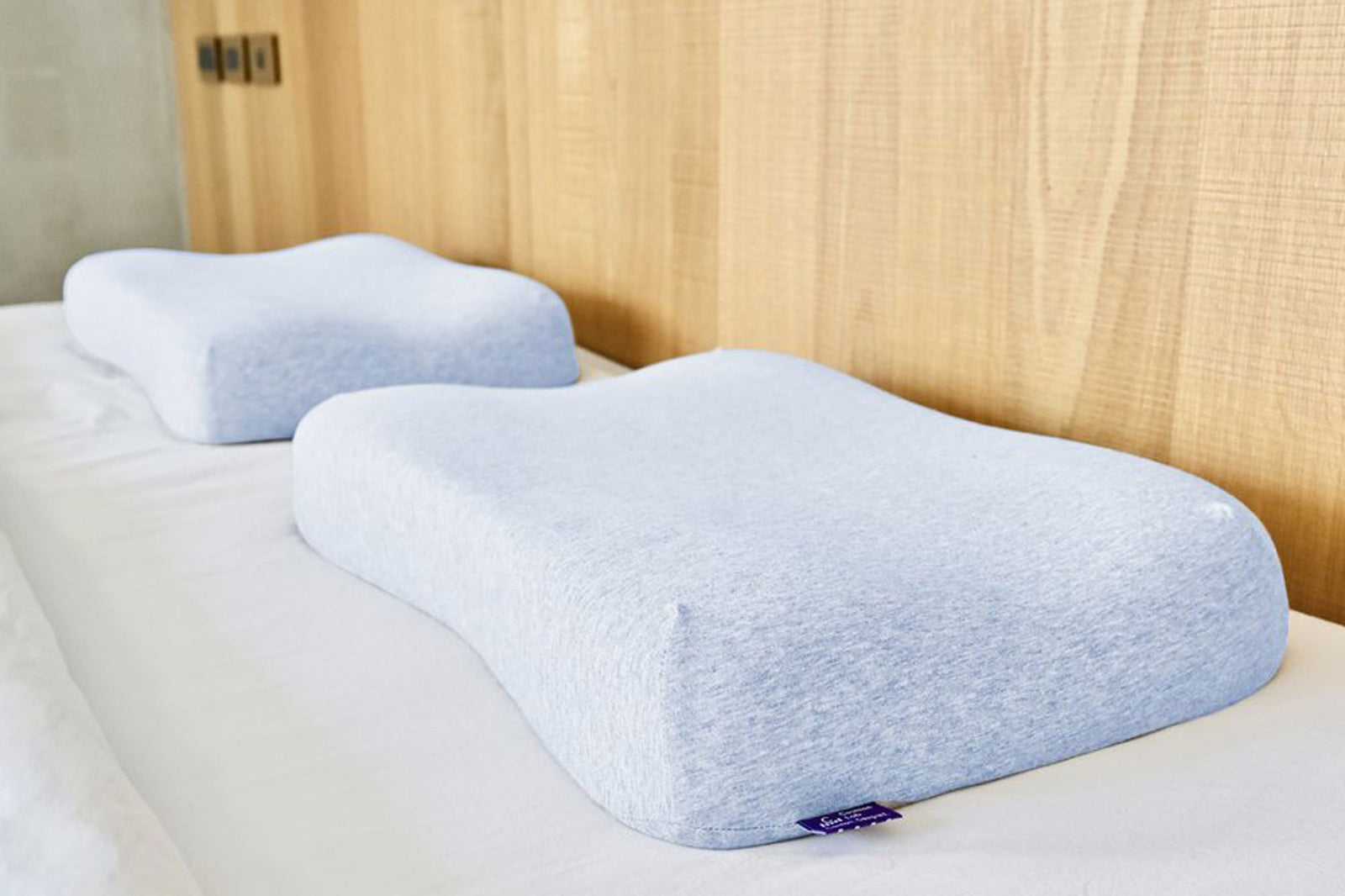 Cooling Neck Support Contour Pillow