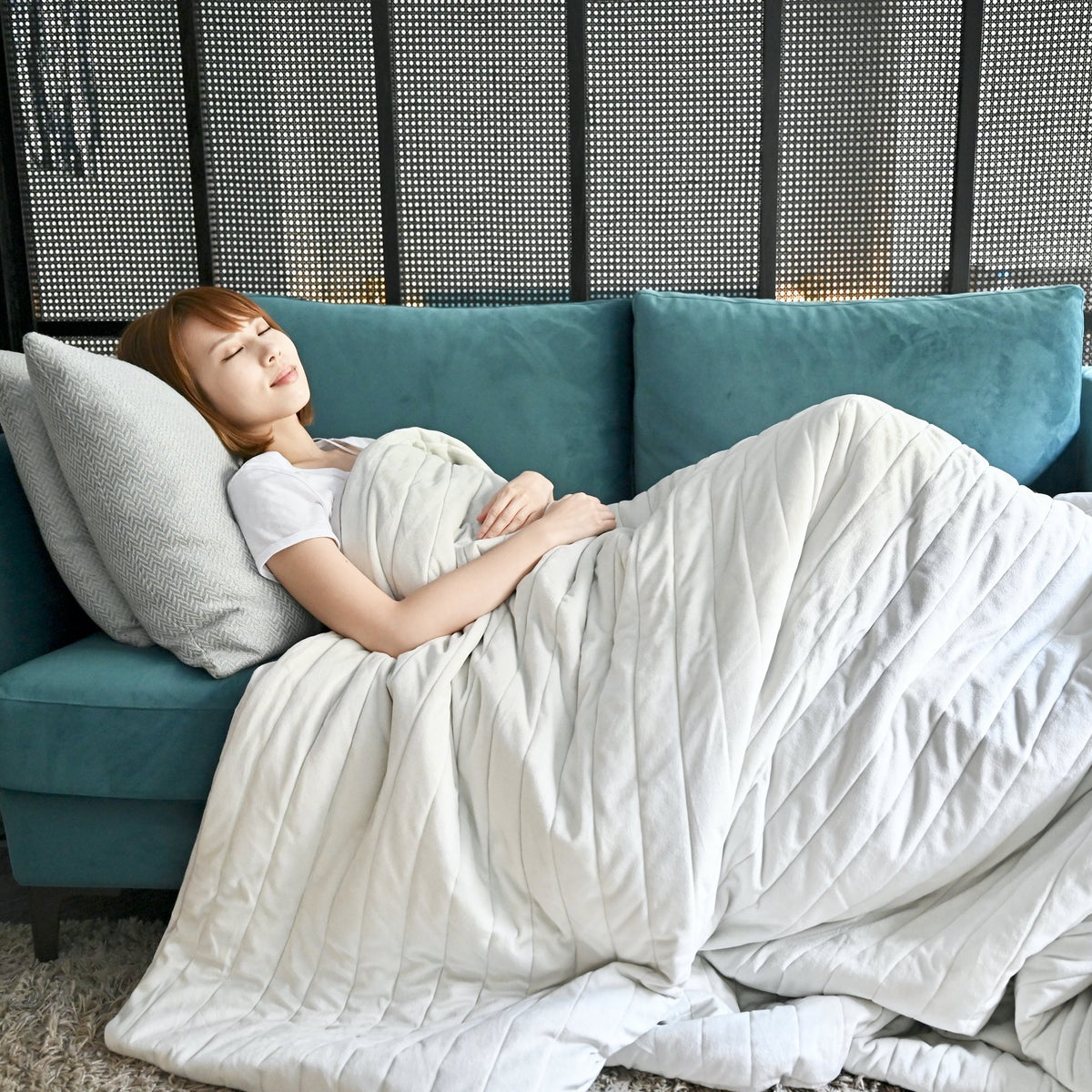 Calm Embrace Weighted Blanket - Cushion Lab