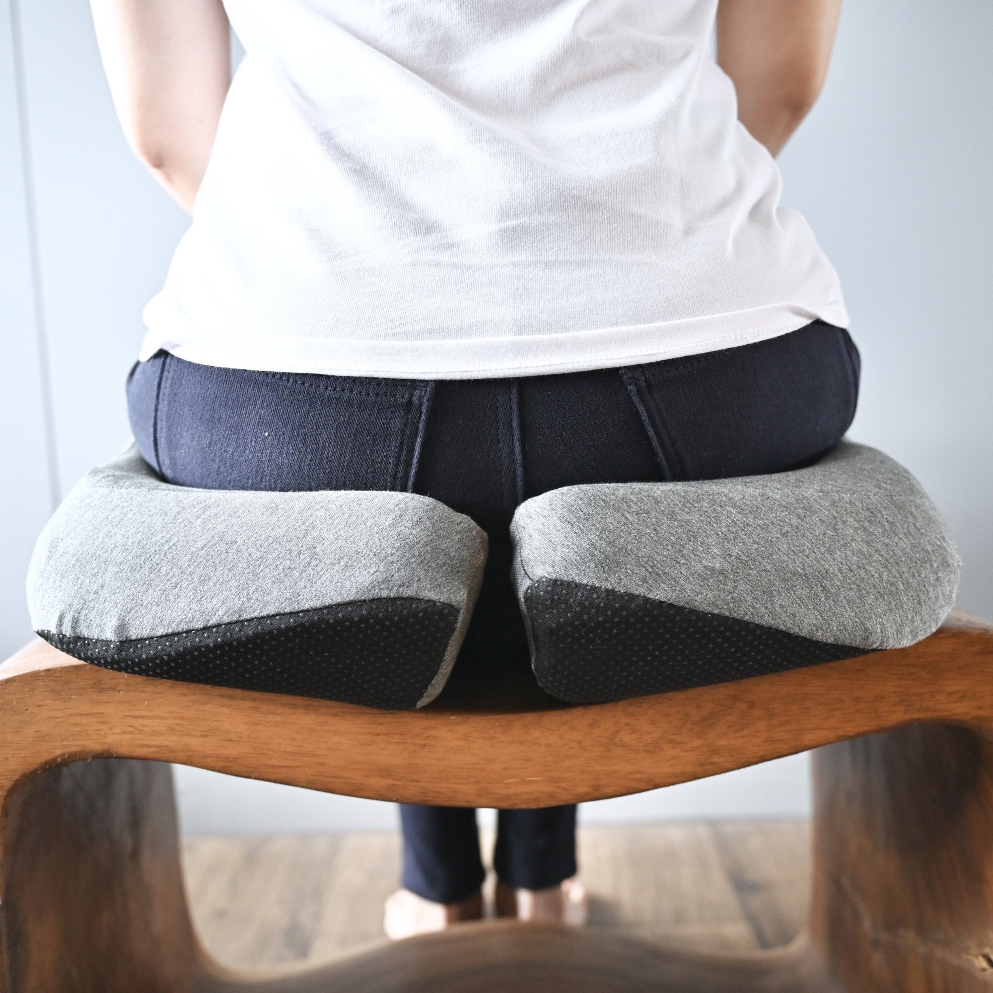 Pressure Relief Ergonomic Seat Cushion | Cushion Lab®